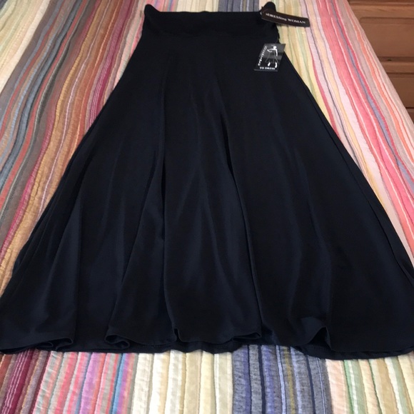 aDressing Woman Convertible Dress to Skirt - Picture 12 of 12
